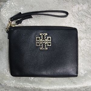 Tory Burch Black Leather Wristlet EUC